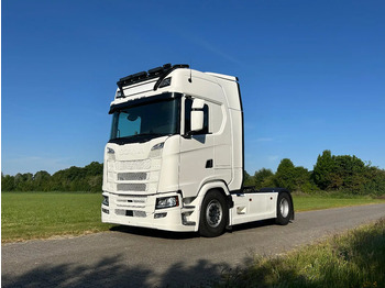 Cabeza tractora SCANIA S 540