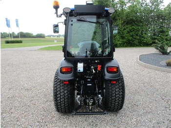 Tractor Solis 26 HST med kabine og turf hjul: foto 5 Tractor Solis 26 HST med kabine og turf hjul: foto 5