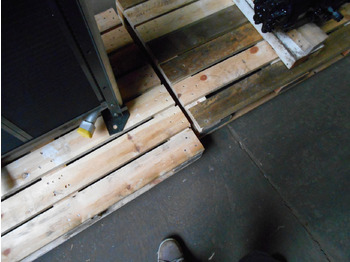 Radiador NEW HOLLAND