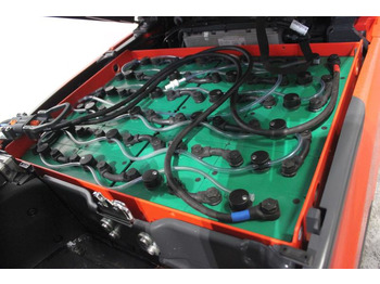 Carretilla elevadora eléctrica Linde E 16 EVO 386-02: foto 5