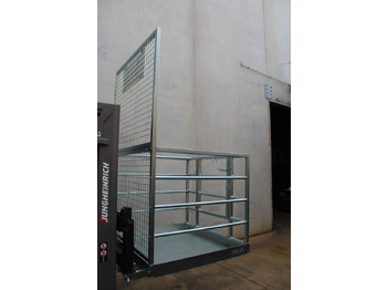 Implemento para Equipo de manutención PLATAFORMA DE TRABAJO: foto 2 Implemento para Equipo de manutención PLATAFORMA DE TRABAJO: foto 2