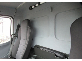 Camión chasis Mercedes-Benz Atego 1224: foto 5