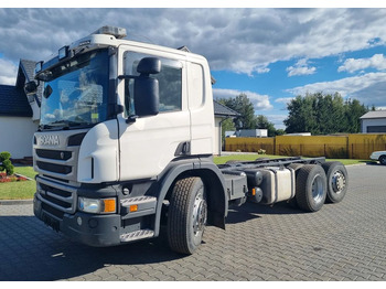 Camión chasis SCANIA P 360