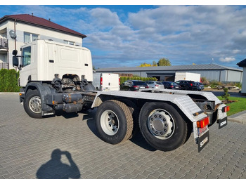 Camión chasis Scania P360: foto 2
