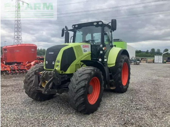 Tractor CLAAS Axion 810