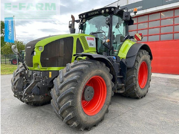 Tractor CLAAS Axion 930
