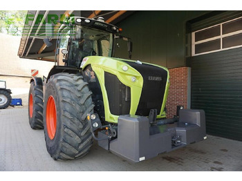 Tractor CLAAS xerion 4000 trac TRAC: foto 2