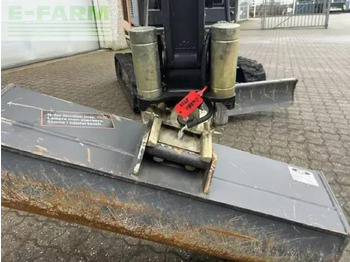 Miniexcavadora Case-IH cx 25 ev: foto 4