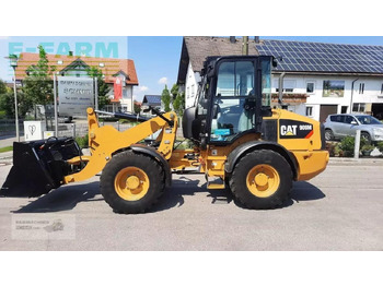 Miniexcavadora CATERPILLAR 908M