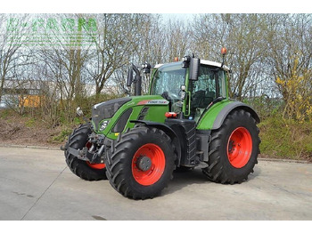 Tractor FENDT 722 Vario