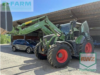Tractor FENDT 724 Vario