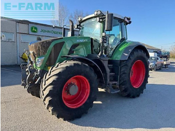 Tractor FENDT 826 Vario