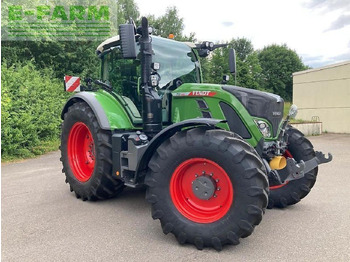 Tractor FENDT 724 Vario
