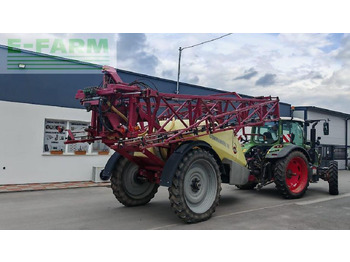 Pulverizador arrastrado HARDI