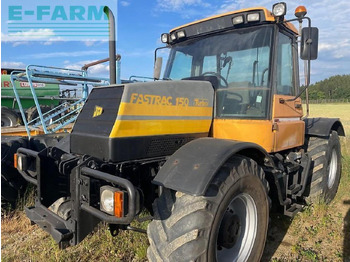 Tractor JCB