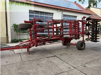 Cultivador KVERNELAND