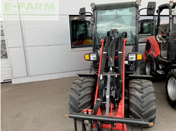 Miniexcavadora Manitou manitou mla 4-50: foto 2 Miniexcavadora Manitou manitou mla 4-50: foto 2