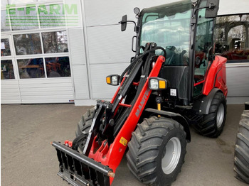 Miniexcavadora MANITOU
