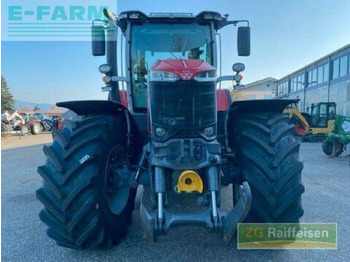 Tractor MASSEY FERGUSON