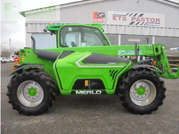 Manipulador telescópico MERLO