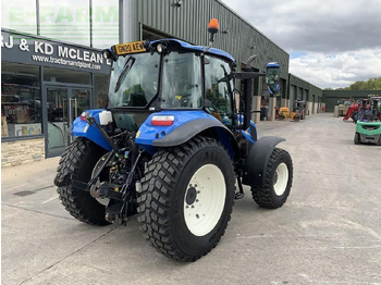 Tractor New Holland t5.95: foto 4