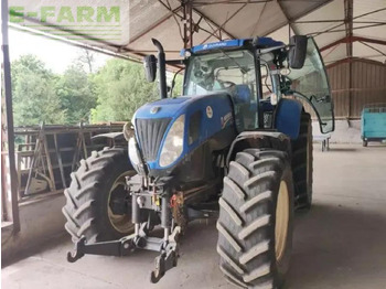 Tractor NEW HOLLAND T7.220