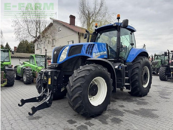 Tractor NEW HOLLAND T8