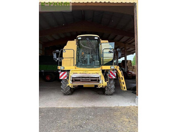 Cosechadora de granos NEW HOLLAND TX series