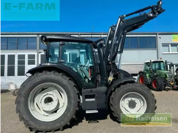 Tractor VALTRA
