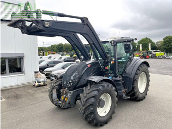 Tractor VALTRA T194