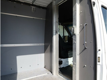 Furgón, Furgoneta eléctrica MERCEDES-BENZ eSprinter 312 Kasten FWD,3.924mm Radstand: foto 3