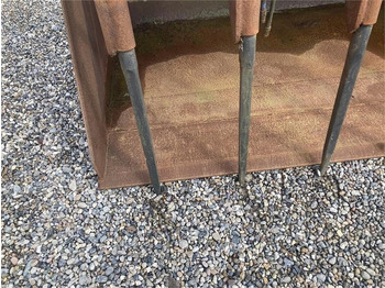 Equipo para silos Kirk SILOSKOVL MED VOLVOBESLAG: foto 4 Equipo para silos Kirk SILOSKOVL MED VOLVOBESLAG: foto 4