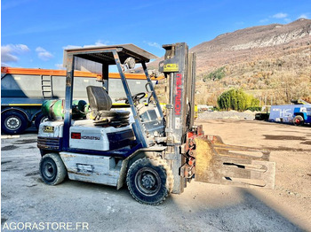 Carretilla elevadora diésel CHARIOT ÉLÉVATEUR À GAZ KOMATSU FG25T-11E AVEC PINCES - 1995 / 7938 HEURES: foto 4