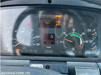 Camión MERCEDES UNIMOG U300C VERSION COMMUNALE 2000 97652 KM: foto 3