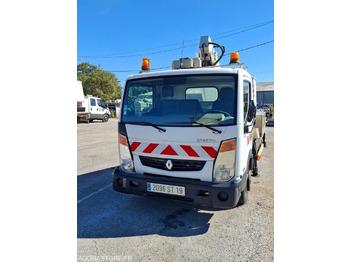 Camión con plataforma elevadora NISSAN