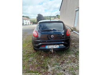 Coche Fiat bravo 1 er mise en circulation 2010: foto 4