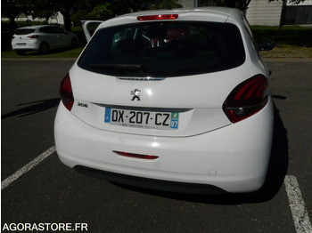 Coche PEUGEOT 208 DX207CZ: foto 2
