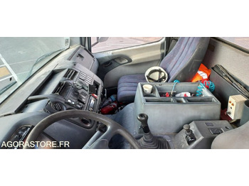 Camión portacontenedor de cadenas PORTEUR 19T MERCEDES MULTI 339000 km de 1999 (R30223): foto 5