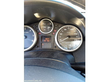 Coche Peugeot 207 1.4 hdi 70 cv: foto 4