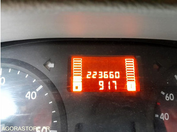 Furgoneta basculante RENAULT MASTER FW 505 JD, 223 660kms? ANNEE 2006: foto 4