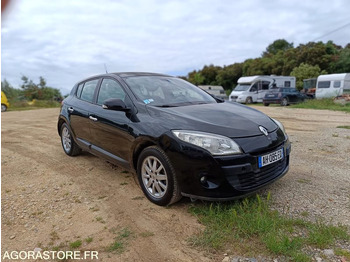 Coche RENAULT