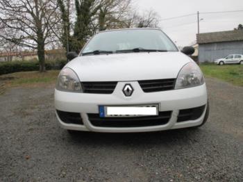 Coche Renault Clio II Phase 2 - 5 portes Campus 1.5 dCi 65 eco2 65 cv (ref 4577): foto 1