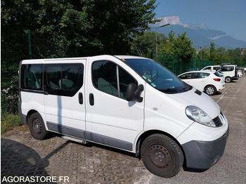 Minibús RENAULT Trafic