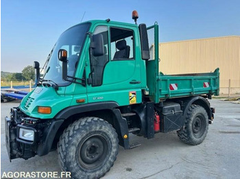 Camión UNIMOG U300