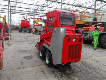 Minicargadora Gehl 1640: foto 3 Minicargadora Gehl 1640: foto 3