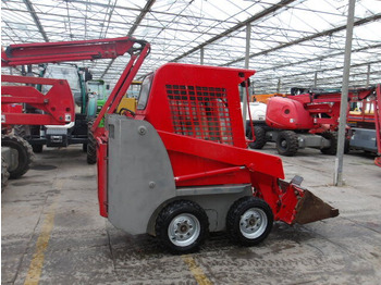 Minicargadora Gehl 1640: foto 2 Minicargadora Gehl 1640: foto 2