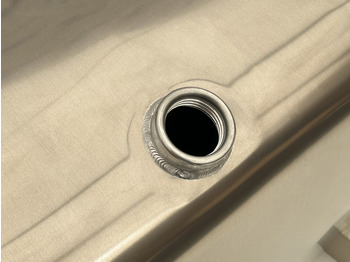 Depósito de combustible para Camión nuevo Scania New aluminum fuel tank 485L: foto 5