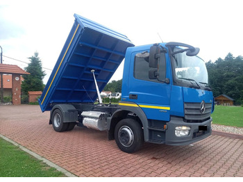 Camión volquete MERCEDES-BENZ Atego