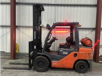 Carretilla elevadora de gas TOYOTA