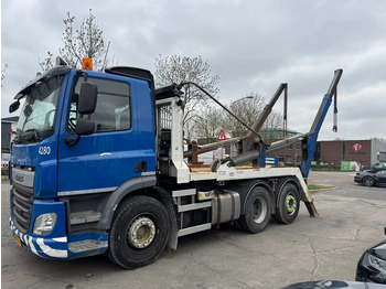 Camión portacontenedor de cadenas DAF CF 400